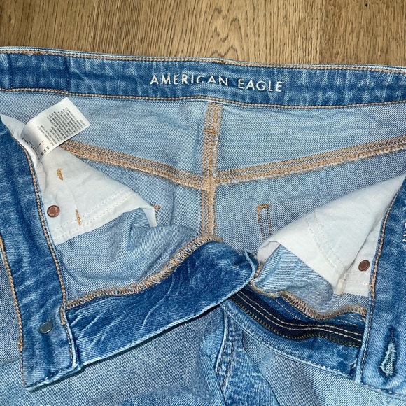 American Eagle Mom Shorts - Picture 5 of 5